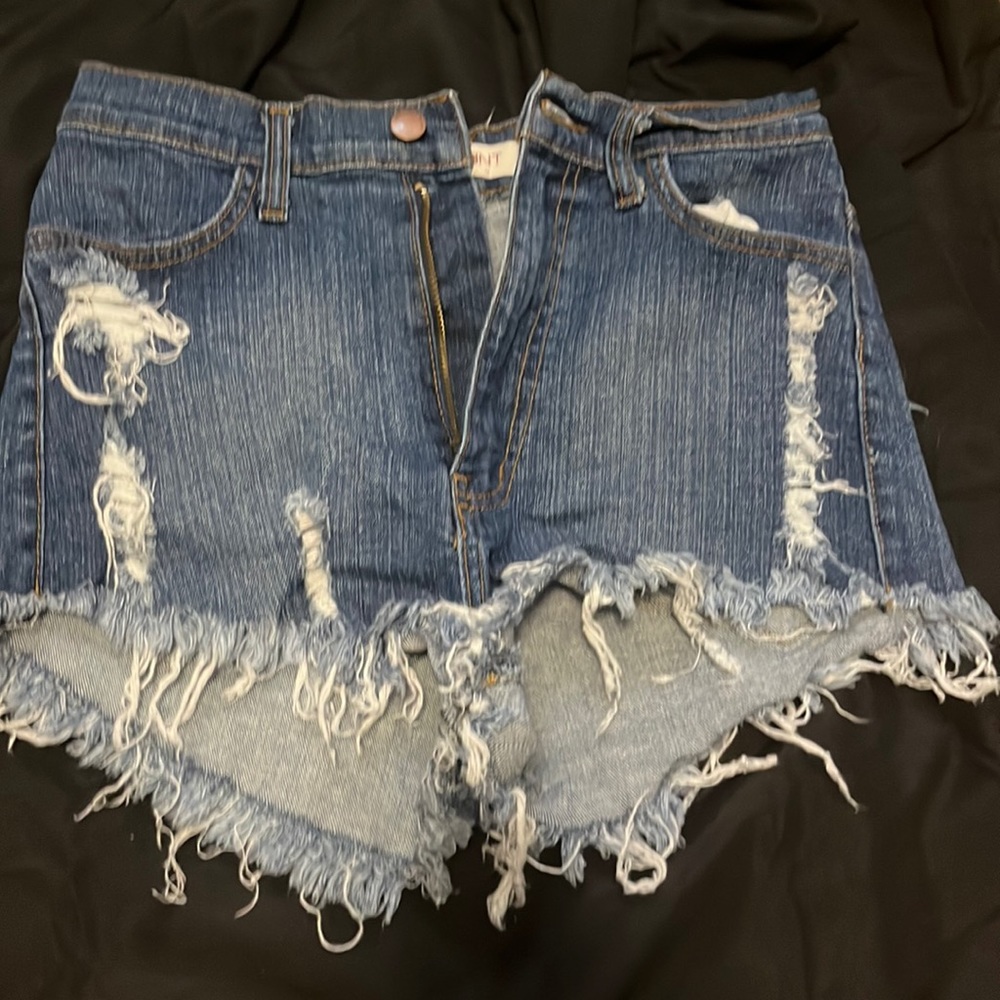Denim high waisted distressed shorts from Vibrant